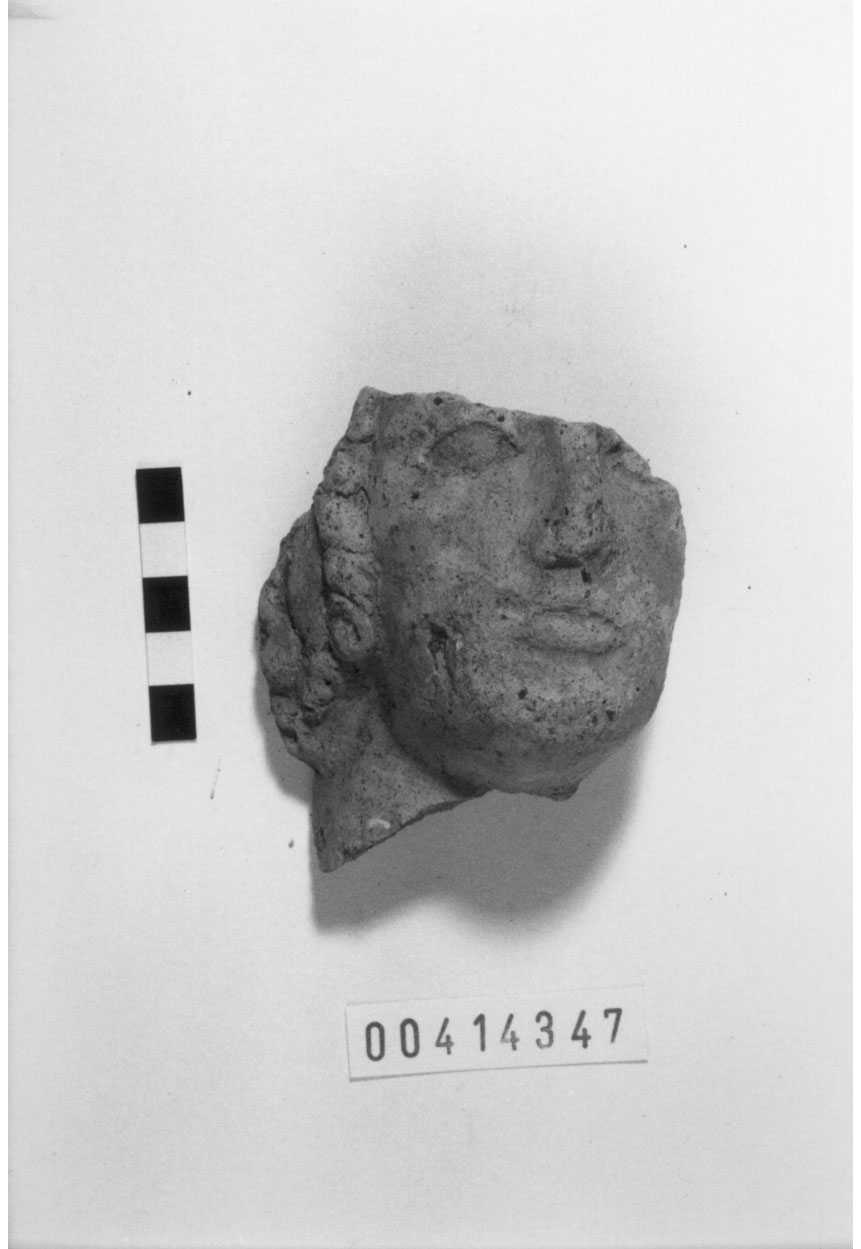 Figura femminile (?) (Testa votiva) (III a.C, II a.C)