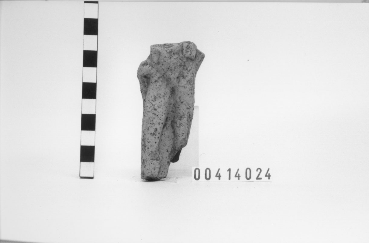 Figura maschile (Statuetta votiva/ frammento) (III a.C, II a.C)