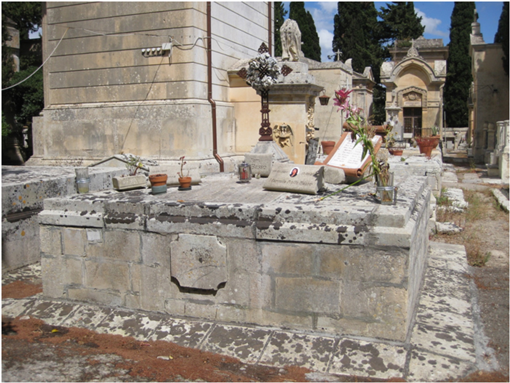 Michele Greco (tomba, tomba pavimentale a fossa) - Lecce (LE) 