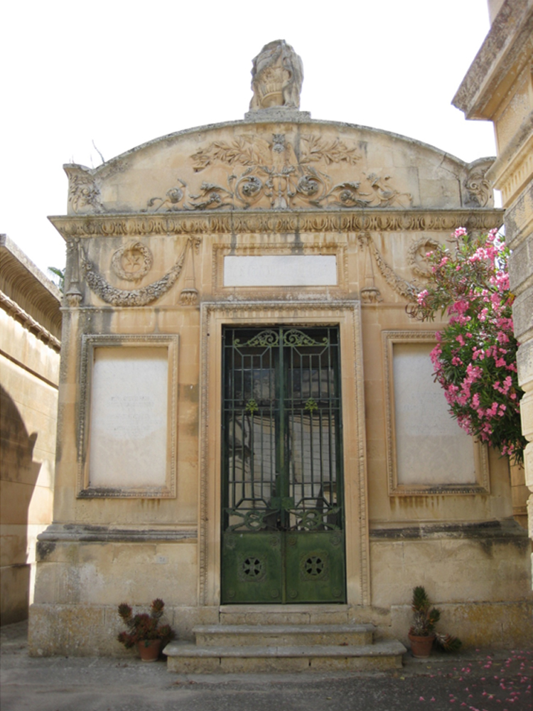 Salvatore Falconieri (tomba, cappella) - Lecce (LE) 