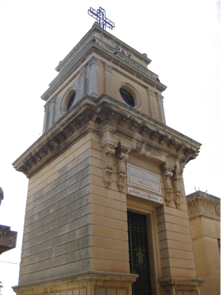 Adele Fazzi Profilo - Famiglia Ruggieri (tomba, cappella) - Lecce (LE) 