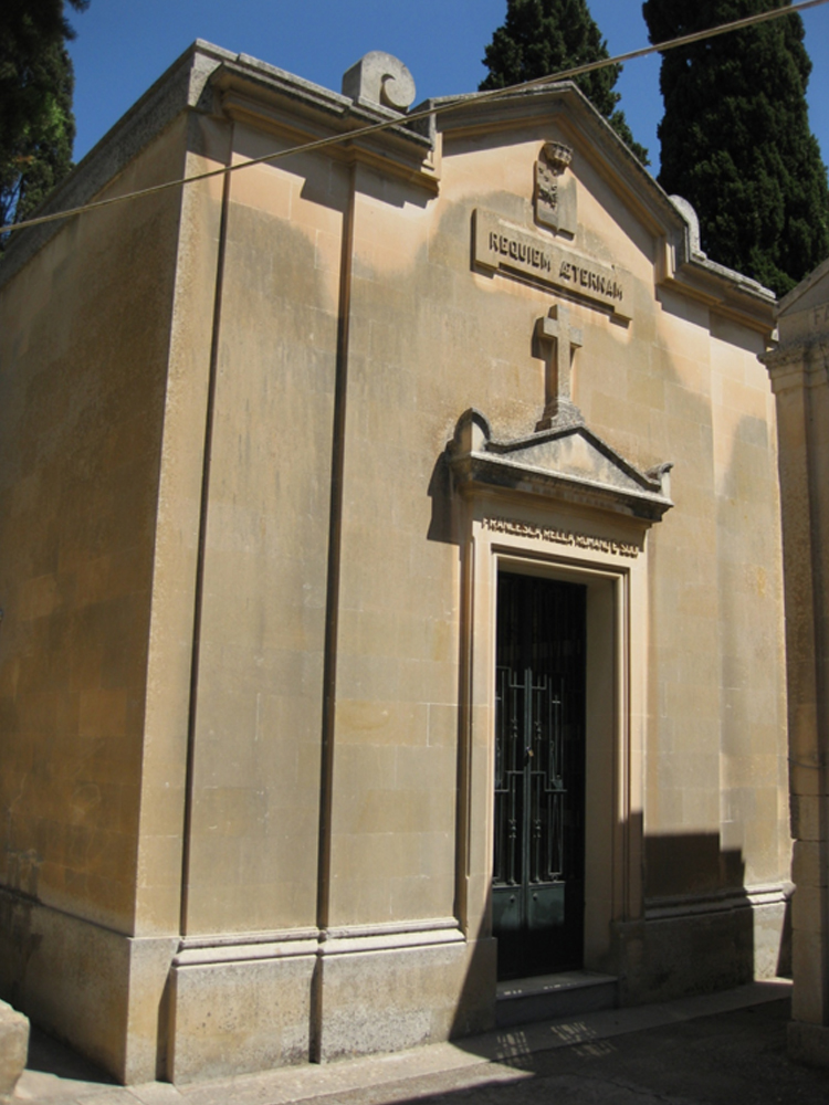 Francesca Rella Romano (tomba, cappella) - Lecce (LE) 