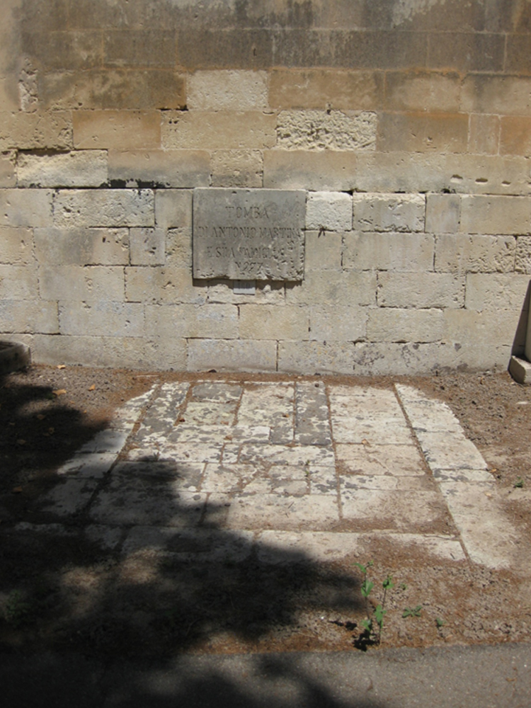 Antonio Martina (tomba, tomba pavimentale a fossa) - Lecce (LE) 