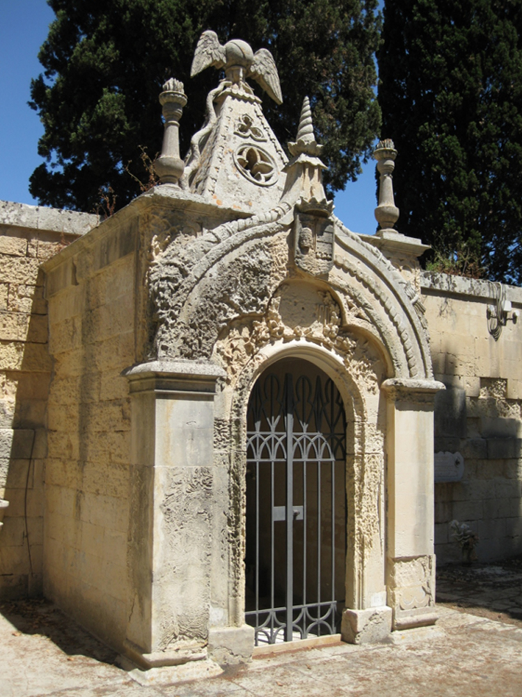 Famiglia Sebastiano Apostolico (tomba, cappella) - Lecce (LE) 