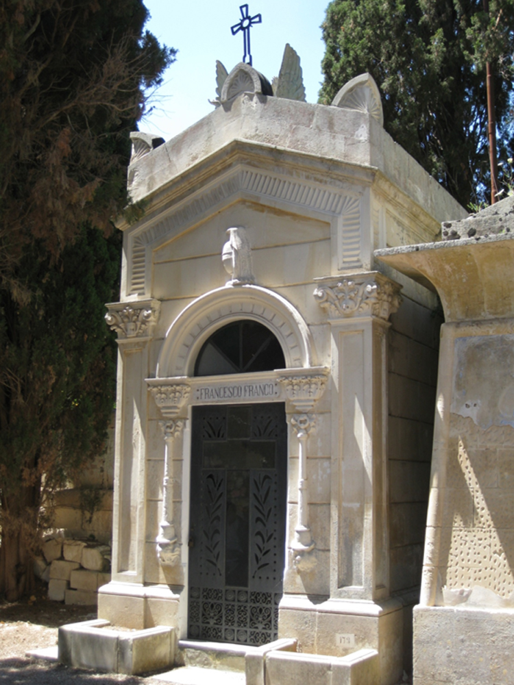 Francesco Franco (tomba, cappella) - Lecce (LE) 