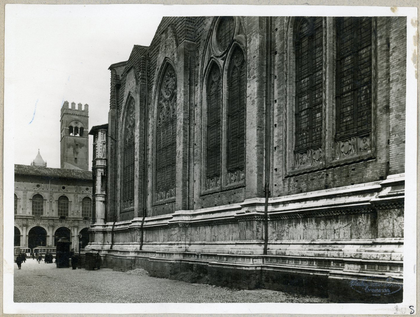 Architettura - Chiese - Prospetti laterali - Bifore - Oculi (positivo) di Bolognesi Orsini (ditta) (XX)