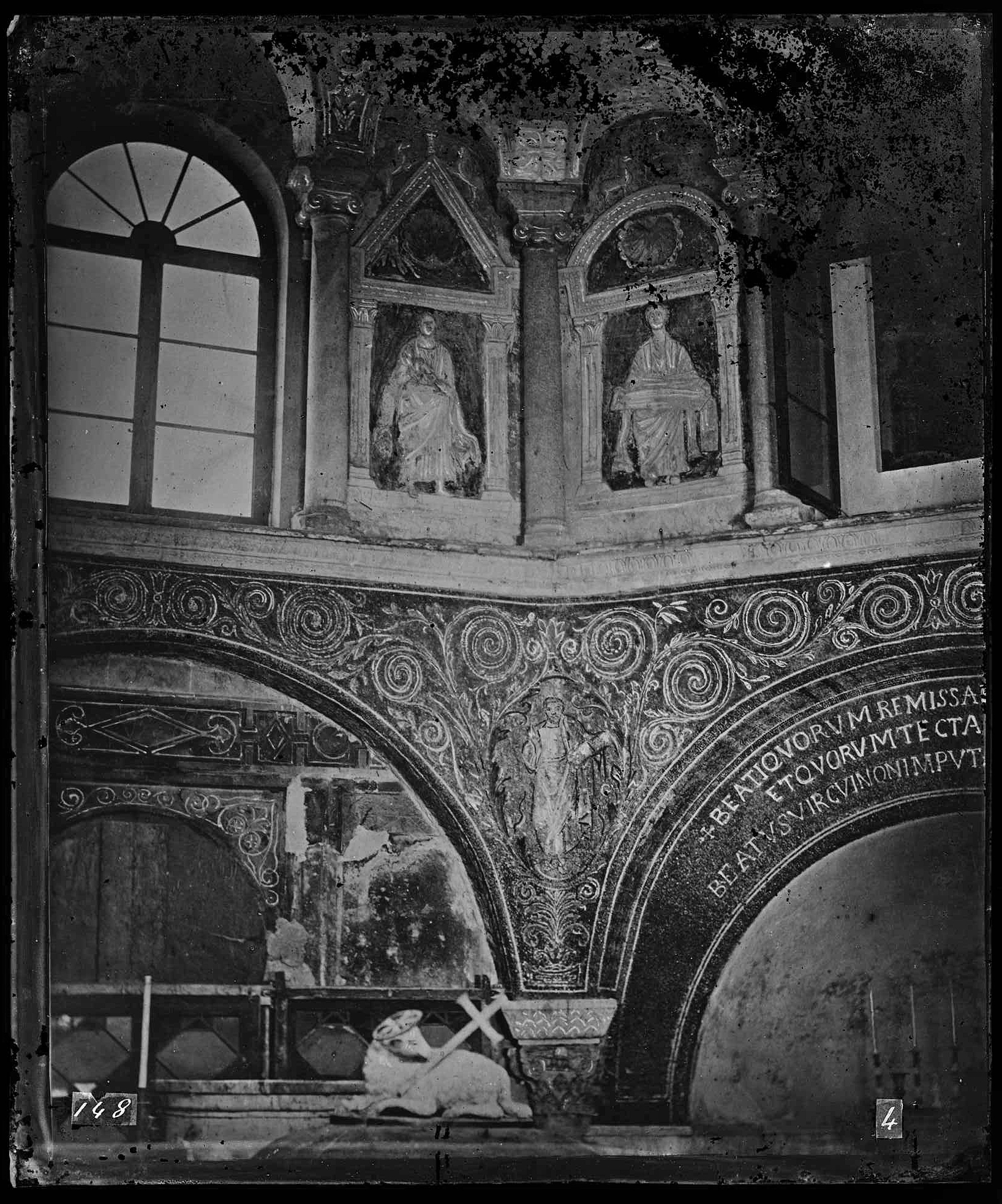 Emilia Romagna - Ravenna - Complessi monumentali - Cattedrale della Risurrezione di Nostro Signore Gesù Cristo - Battistero Neoniano <Battistero degli Ortodossi> (negativo) di Ricci, Luigi (XIX)