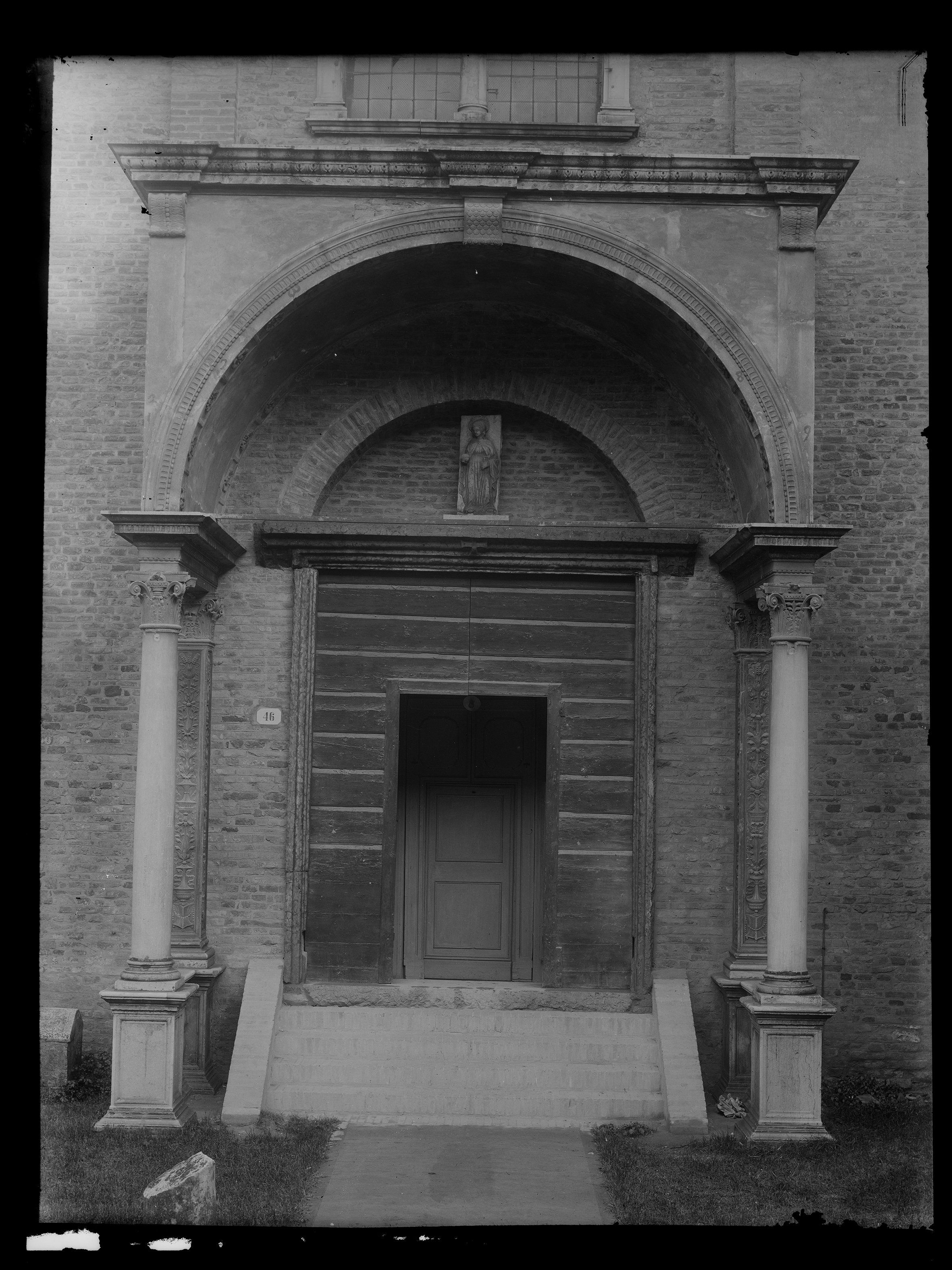 Italia - Emilia-Romagna - Ravenna - Basilica di Sant'Agata Maggiore (negativo) di Ditta Luigi Ricci (attribuito) (XX)