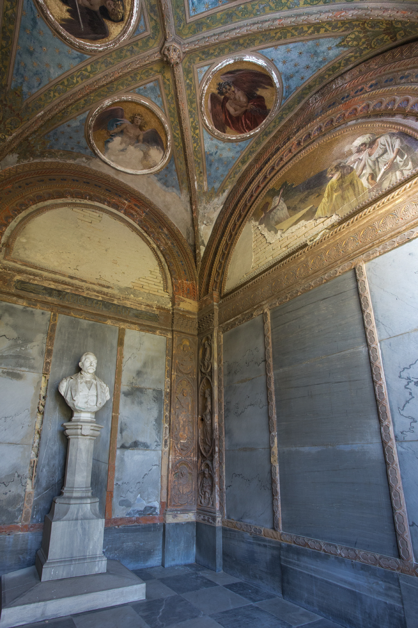 Trasporto di cristo al sepolcro; angelo annuncia la resurrezione alle pie donne; angeli, profeti, evangelisti; motivi decorativi vegetali (decorazione plastico-pittorica, complesso decorativo)