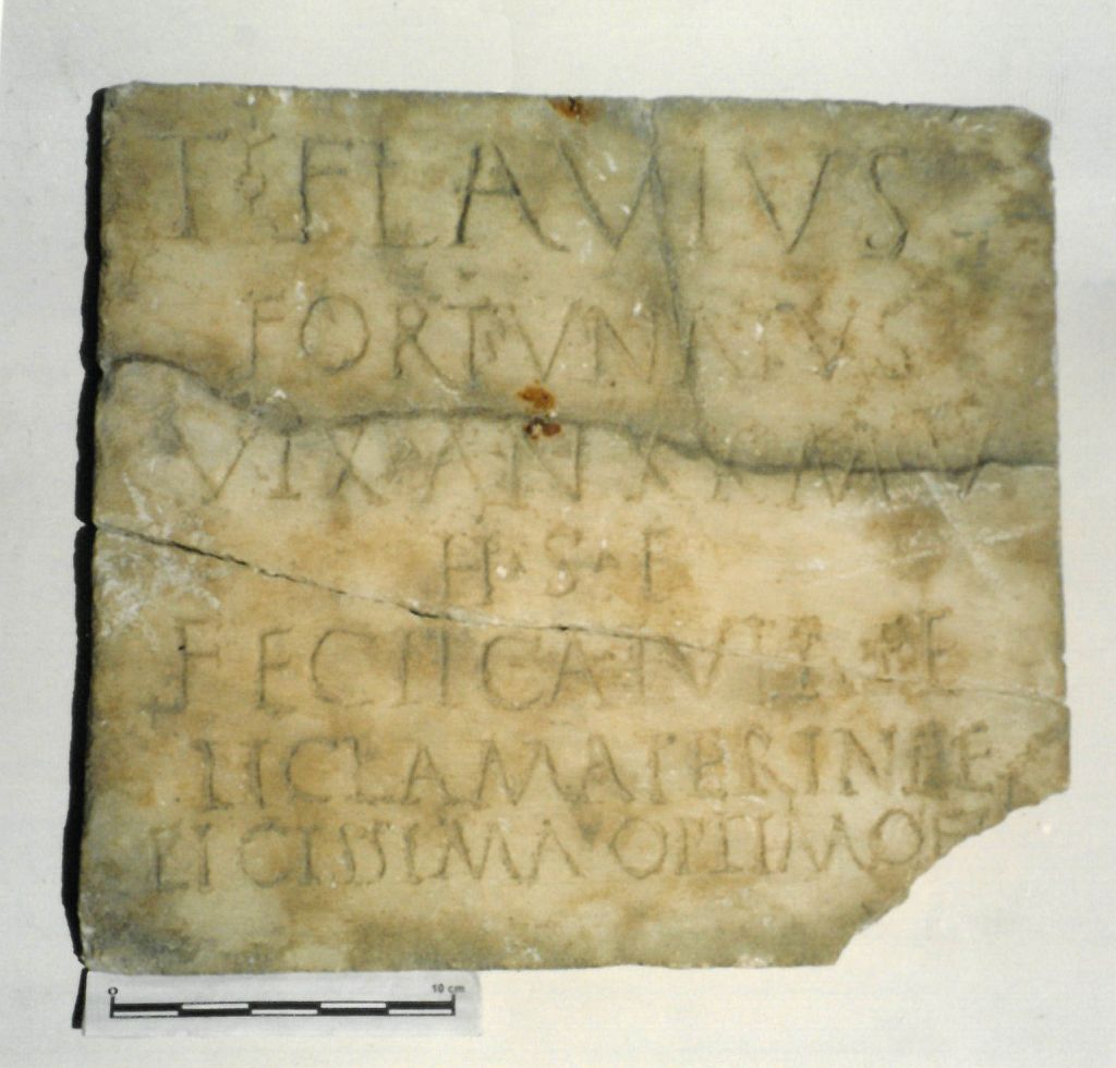 lastra/ sepolcrale, con iscrizione - ambito latino (secc. I / II d.C)