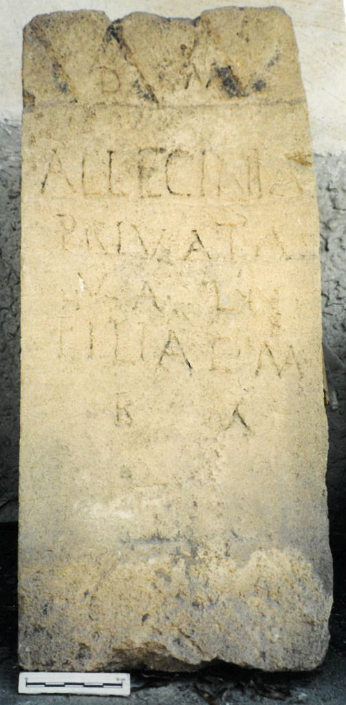 stele funeraria - ambito latino (secc. I/ II d.C)