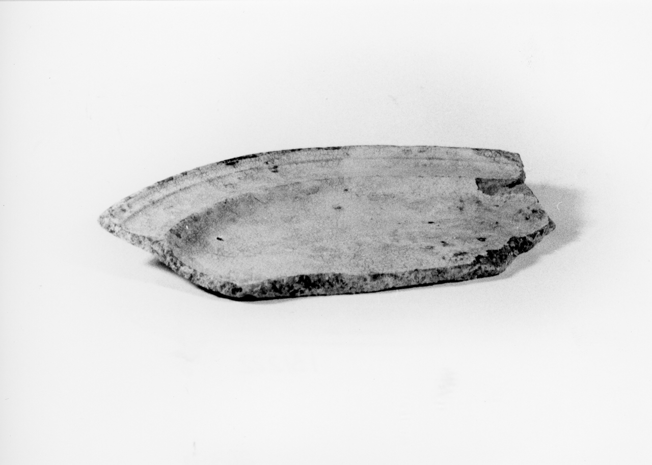 piatto - area bassanese (sec. XVII d.C)