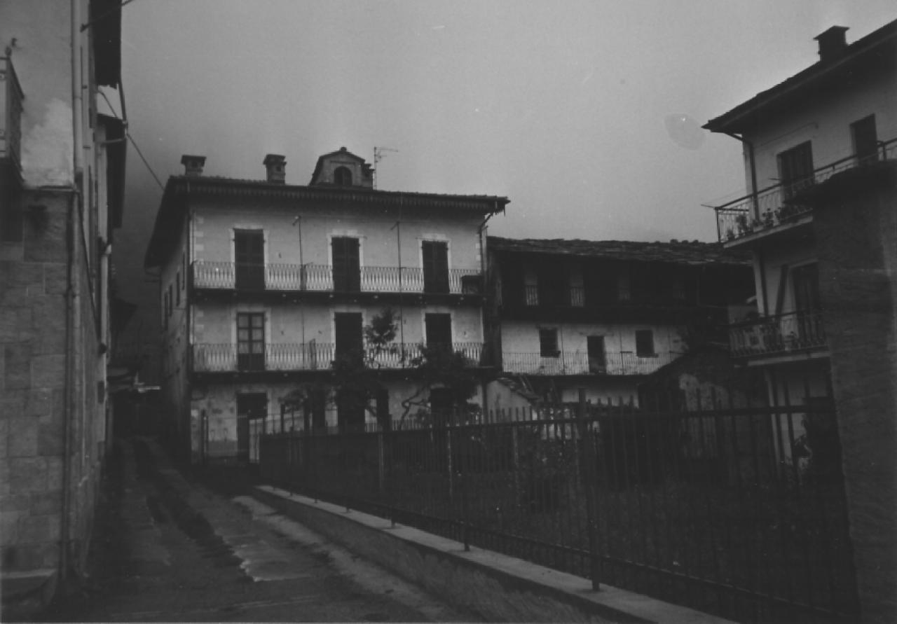 Casa Geymonat (casa, in linea) - Bobbio Pellice (TO)  (XVIII, inizio)