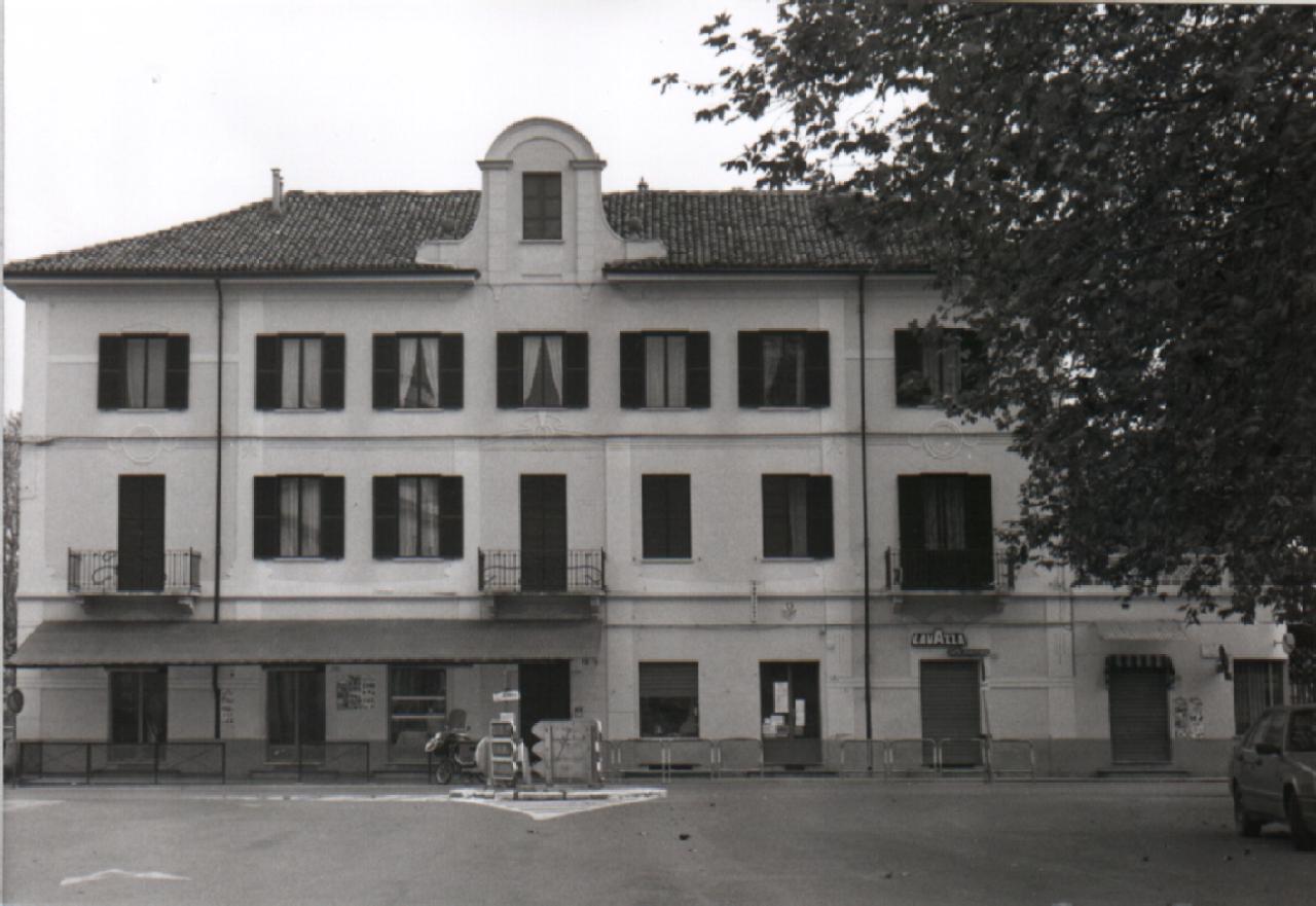 Palazzo della Cooperativa (palazzo) - Almese (TO)  (XVIII, fine)