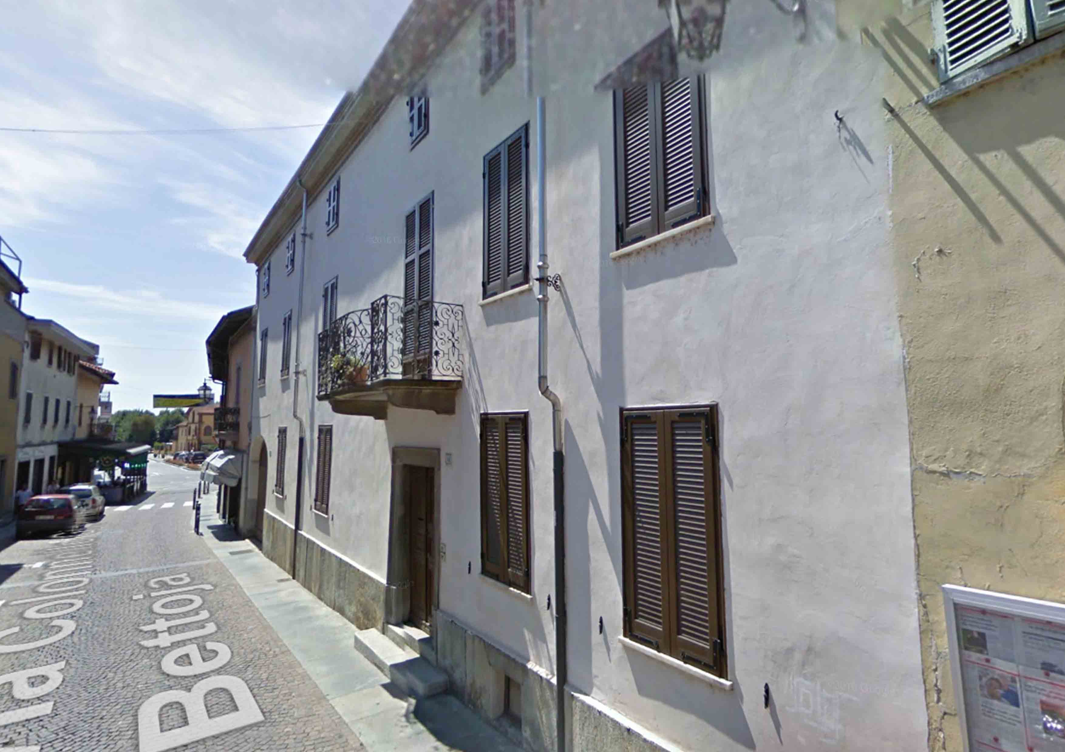 casa - Caluso (TO)  (XIX, prima metà)