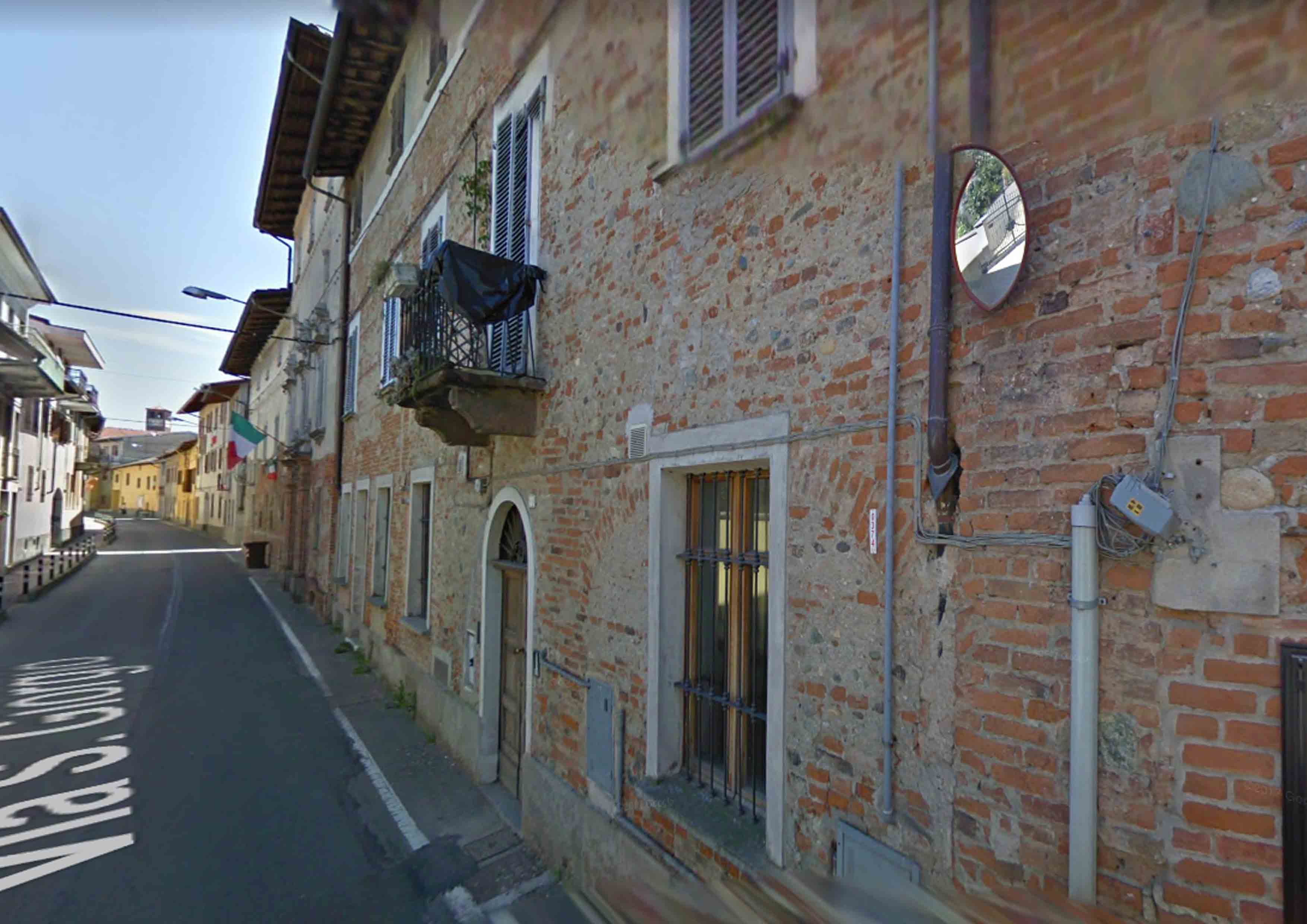 Casa Farcito (casa) - Caluso (TO)  (XVIII, metà)