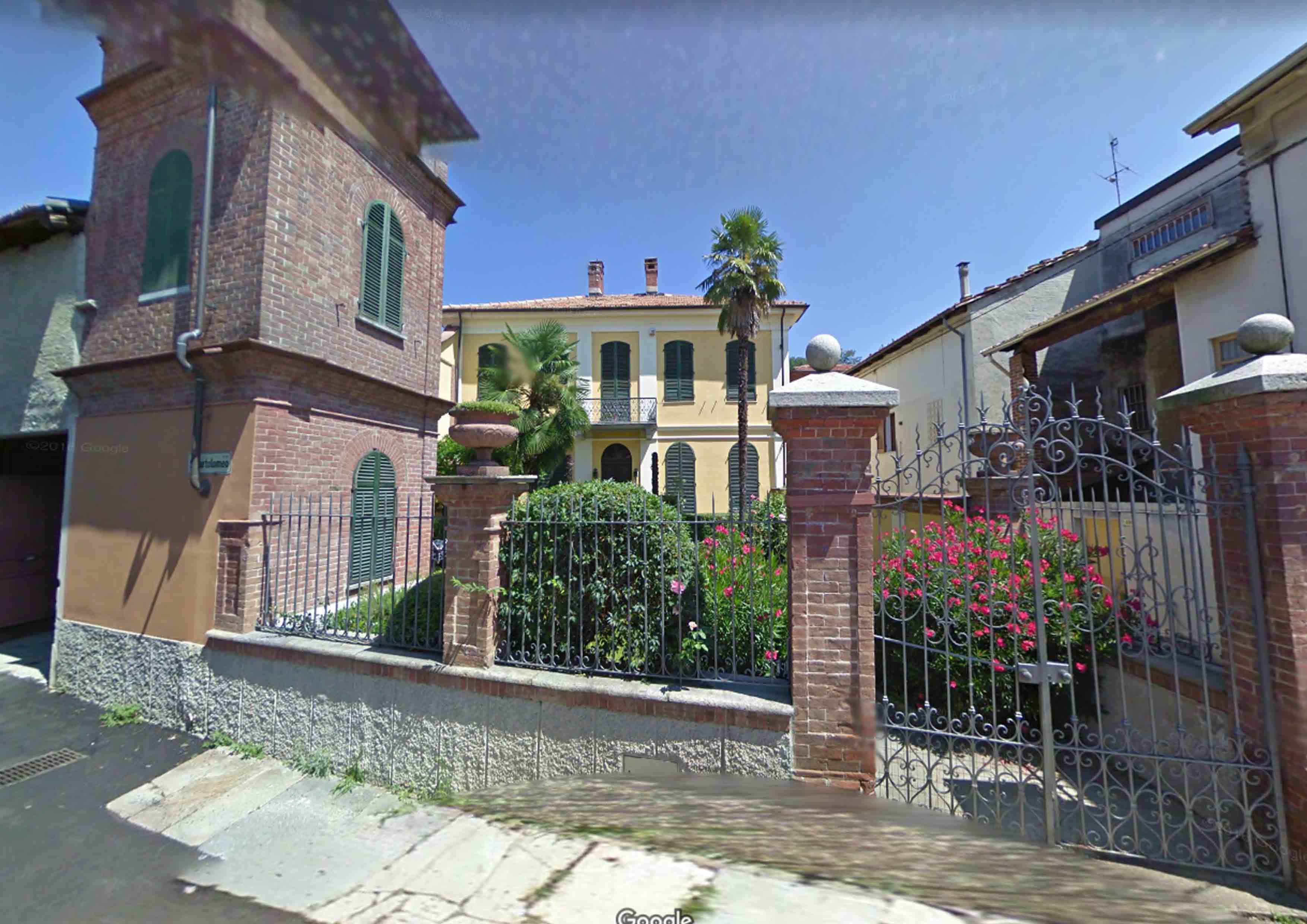 casa - Caluso (TO)  (XIX, metà)