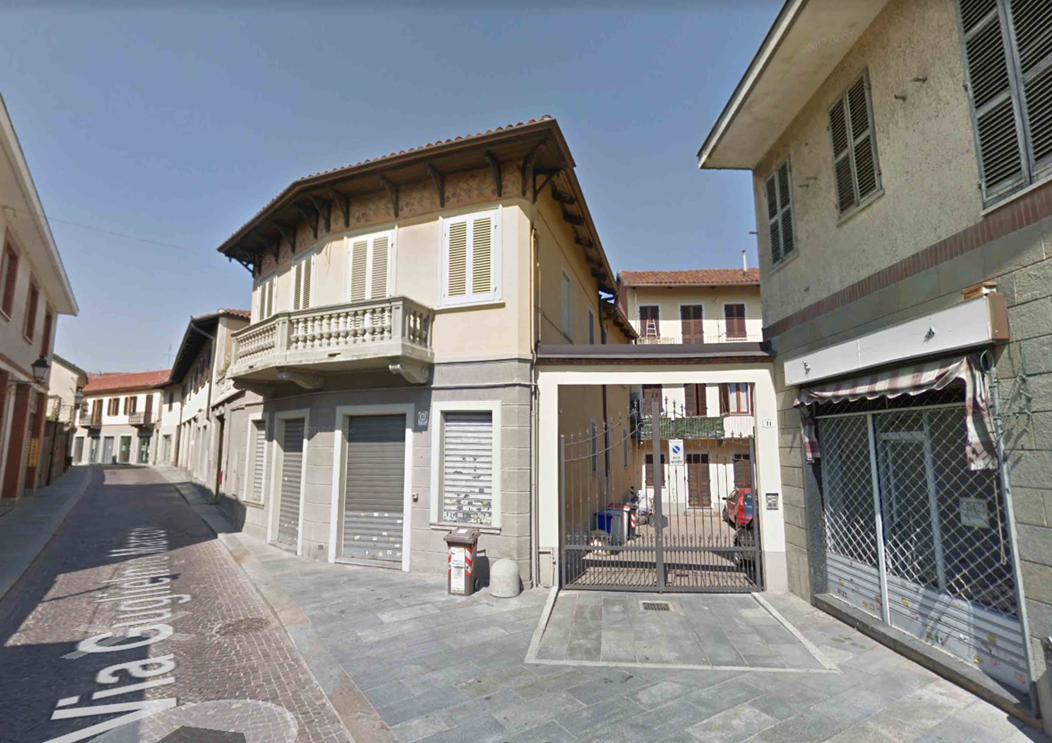 casa - Chieri (TO)  (XX)