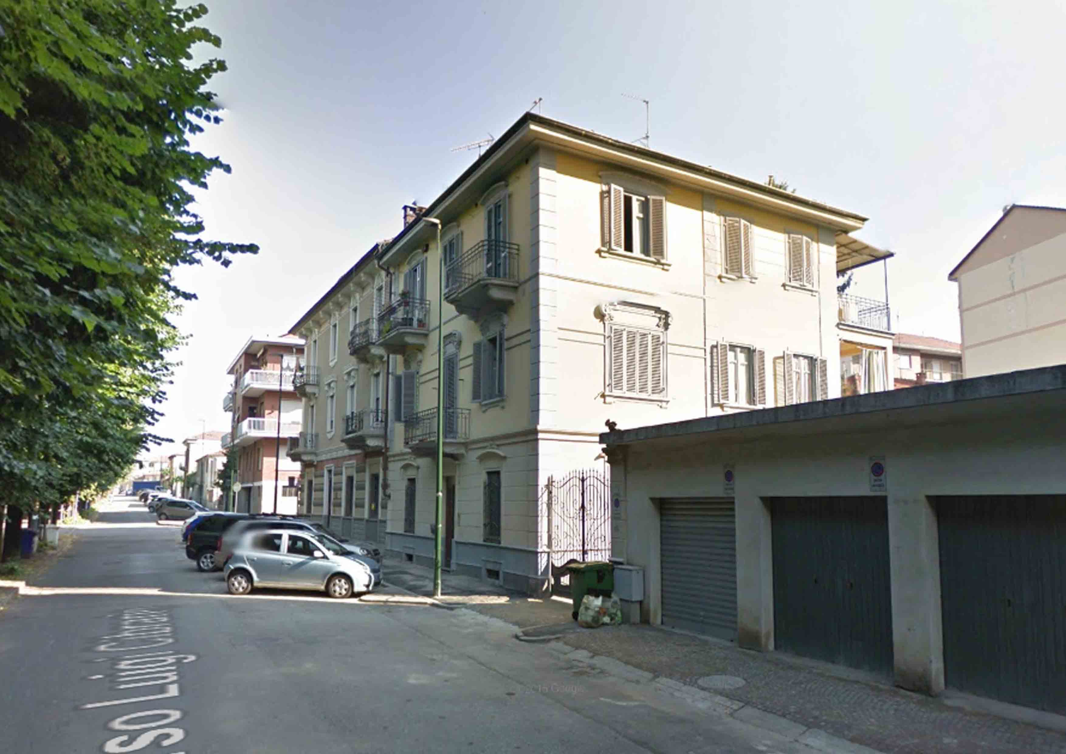 casa - Chieri (TO)  (XX)