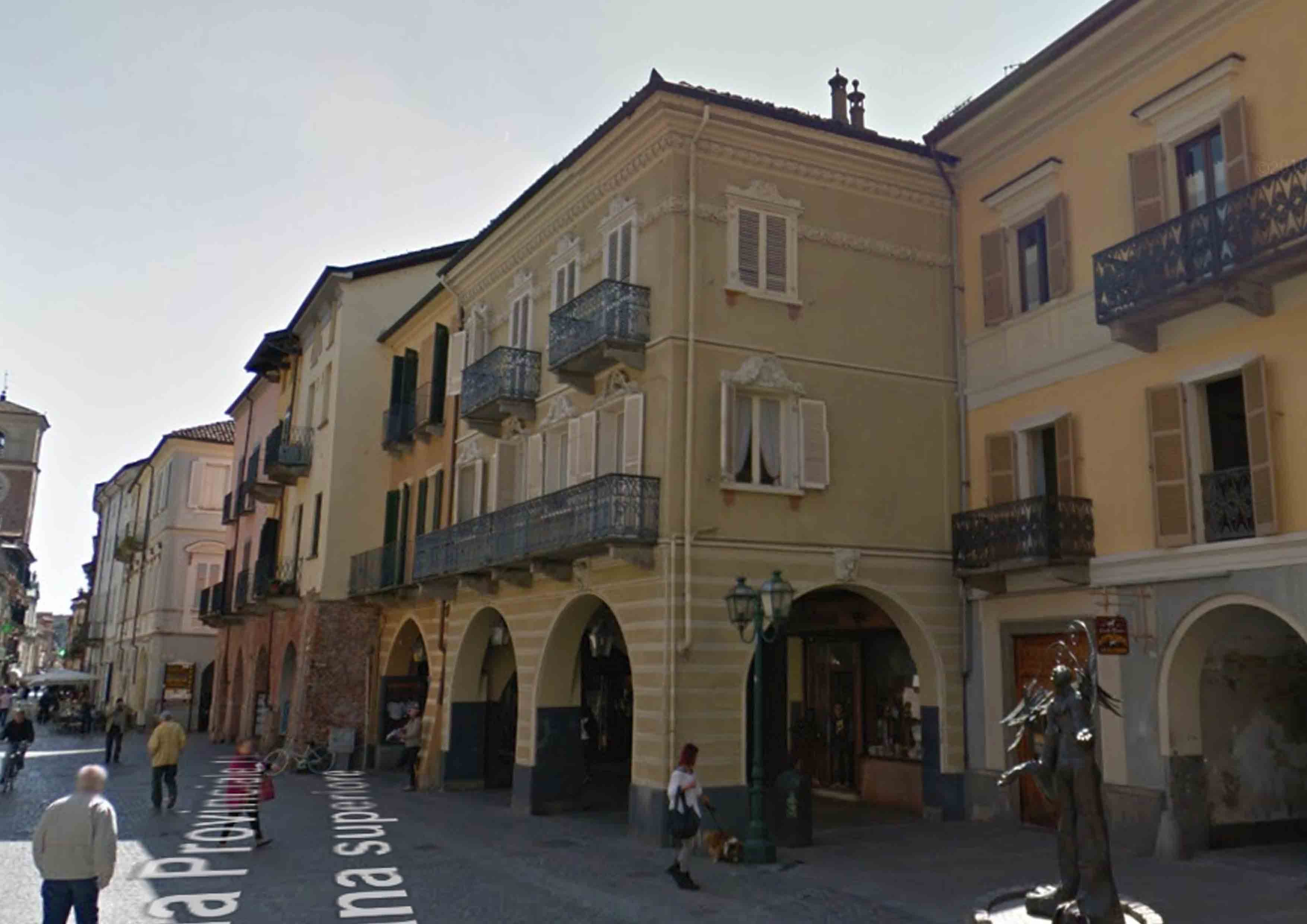 Palazzo Caudera (palazzo) - Chivasso (TO)  (XIX, primo quarto)