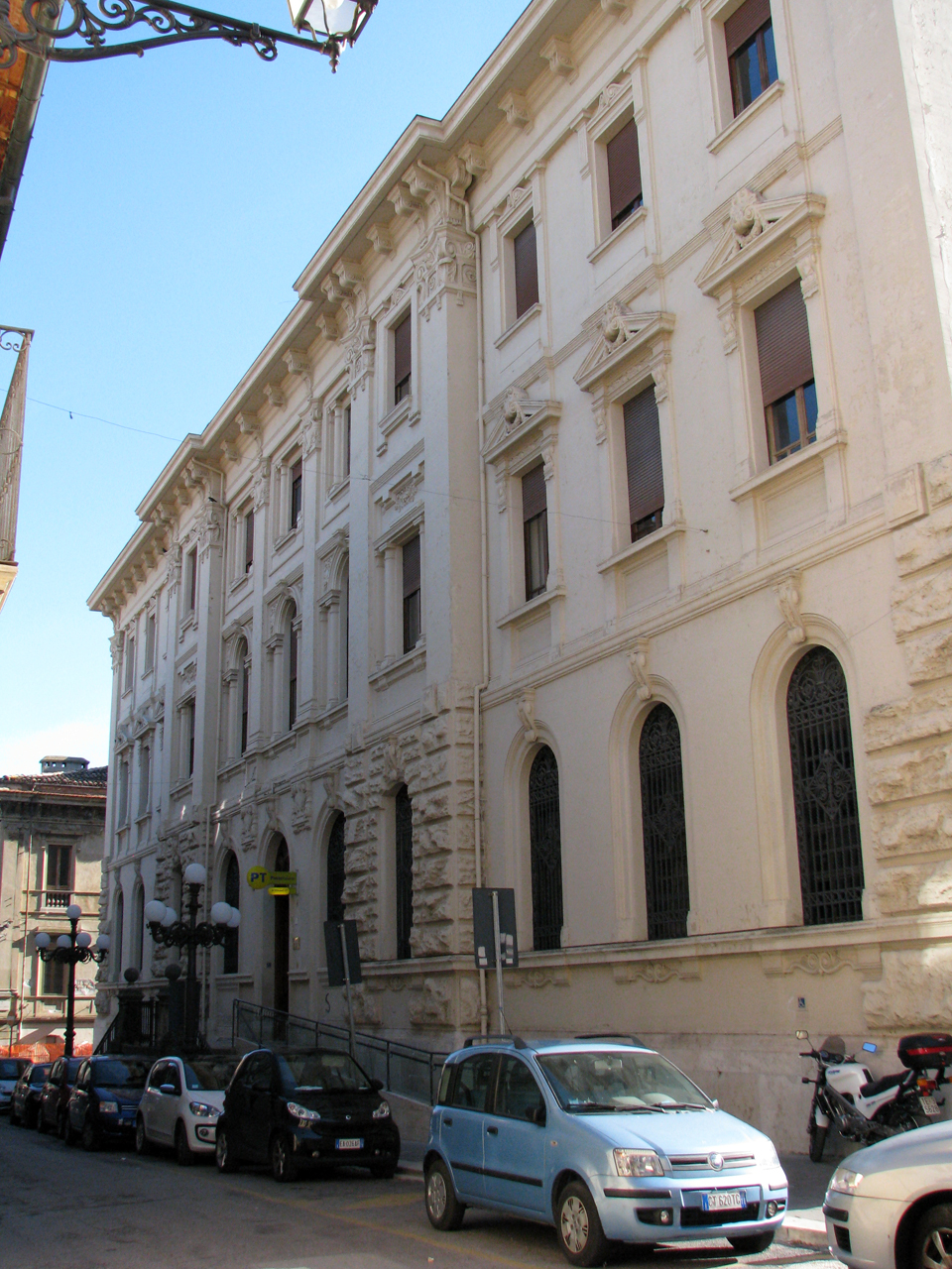 Palazzo delle Poste (palazzo, delle poste) - Teramo (TE)  (XX, prima metà)