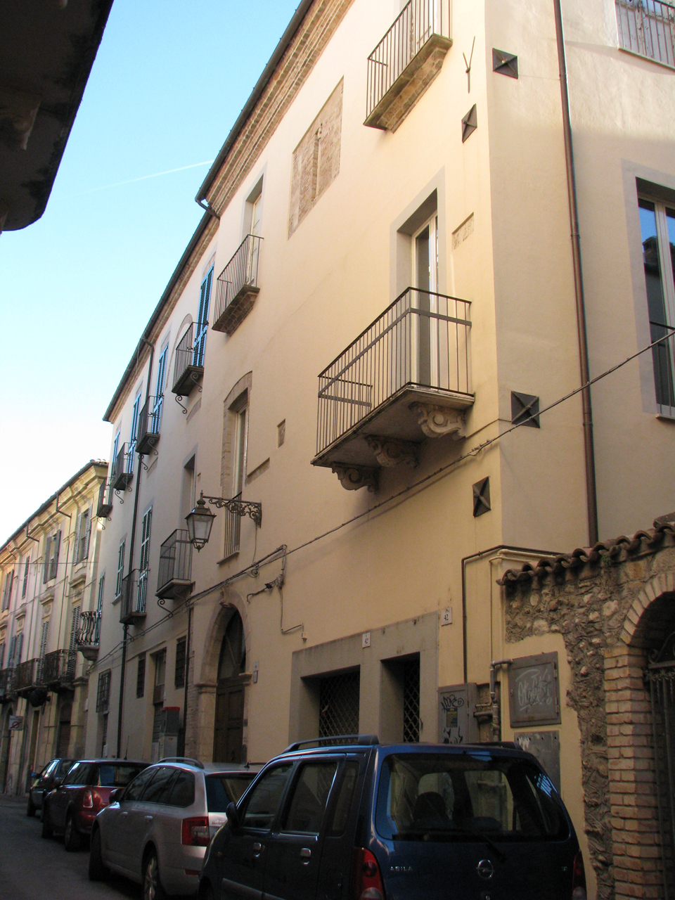 casa Pistilli (casa) - Teramo (TE)  (XVII)