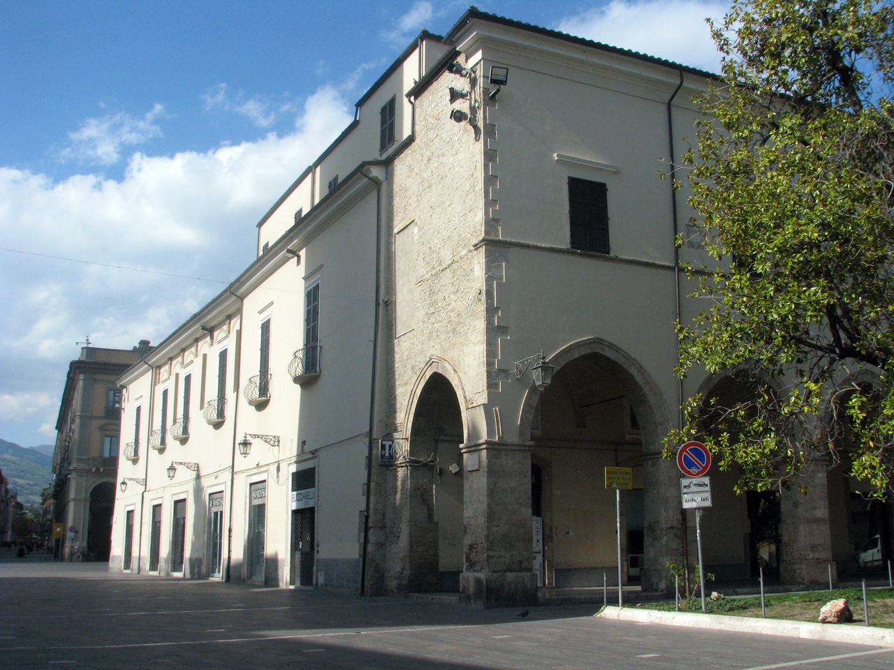 palazzo vescovile di Teramo (palazzo, vescovile) - Teramo (TE) 