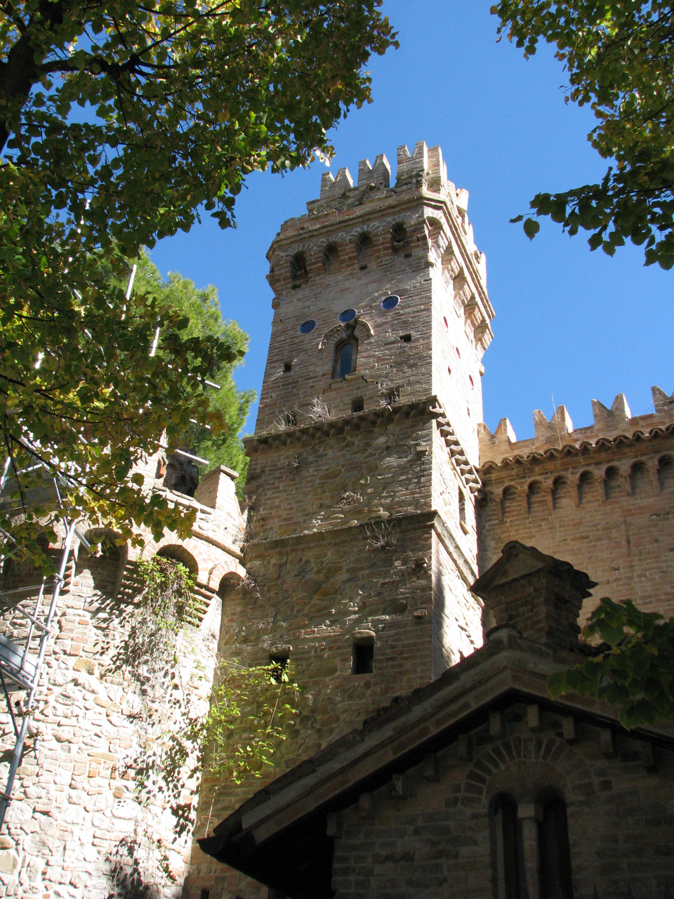 Castello Della Monica (castello) - Teramo (TE)  (XIX, ultimo quarto)