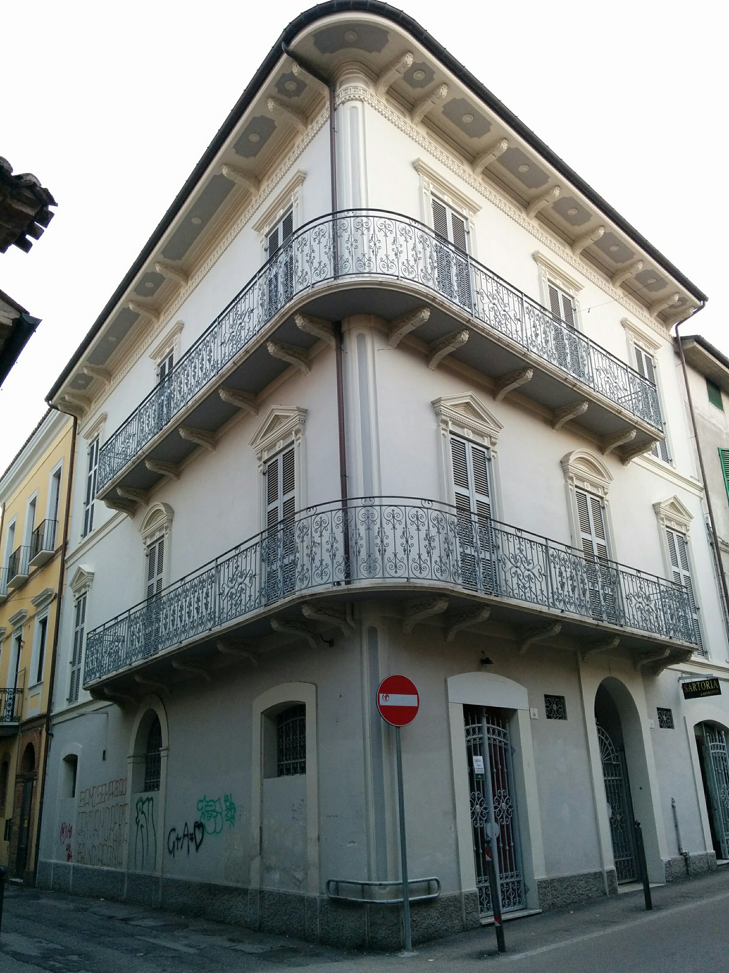 Palazzo in Largo Melatino (palazzo, signorile, urbano) - Teramo (TE) 