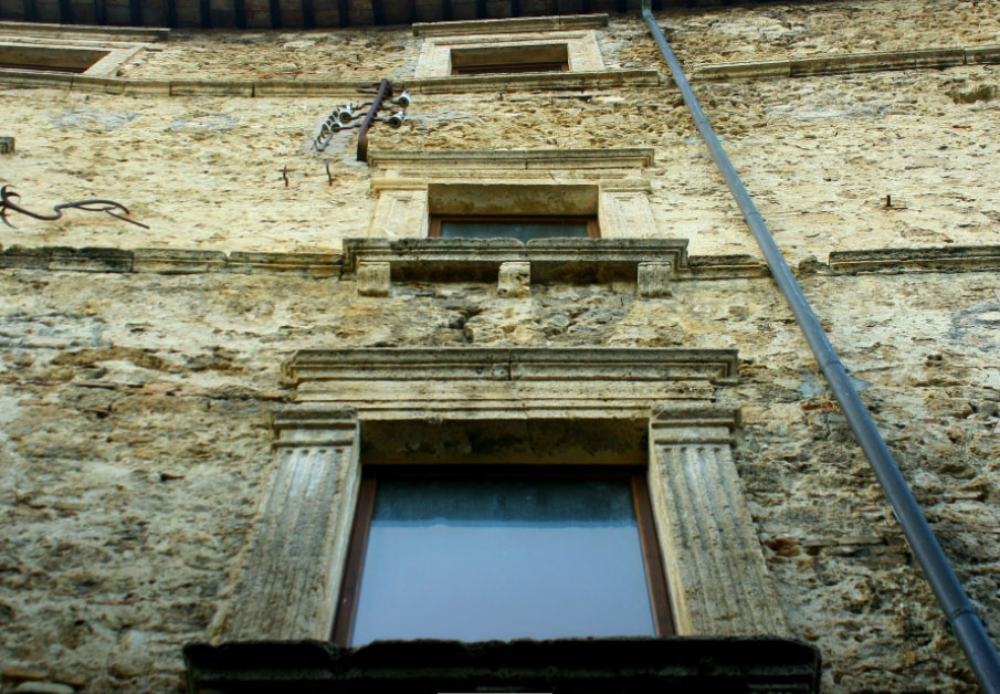 Ex Palazzo Ferretti (capitano di Ventura) - Antica sede comunale (palazzo) - Civitella del Tronto (TE) 