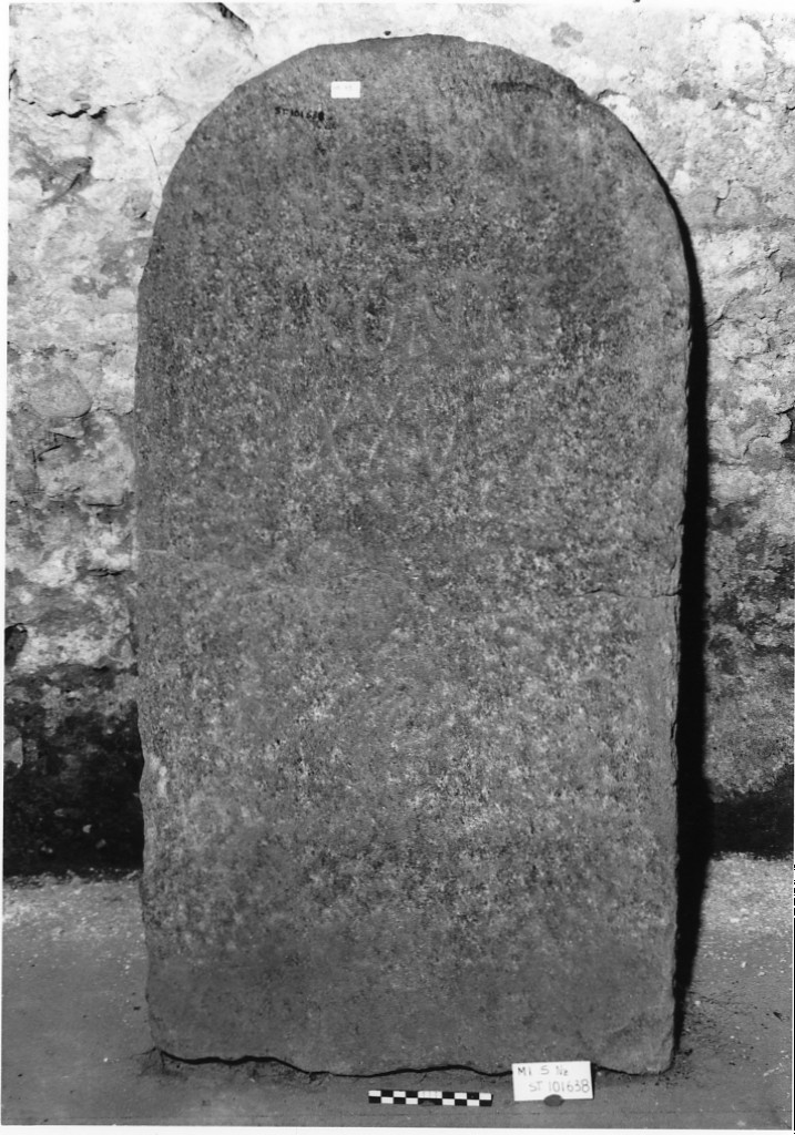 cippo - ambito romano imperiale (secc. I-II d.C)