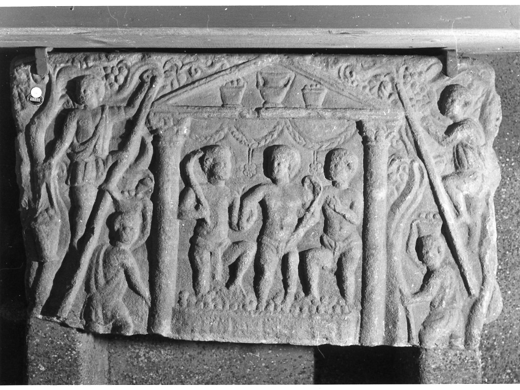 scena di vendemmia (sarcofago/ frammento) - produzione romana (prima metà sec. IV d.C)