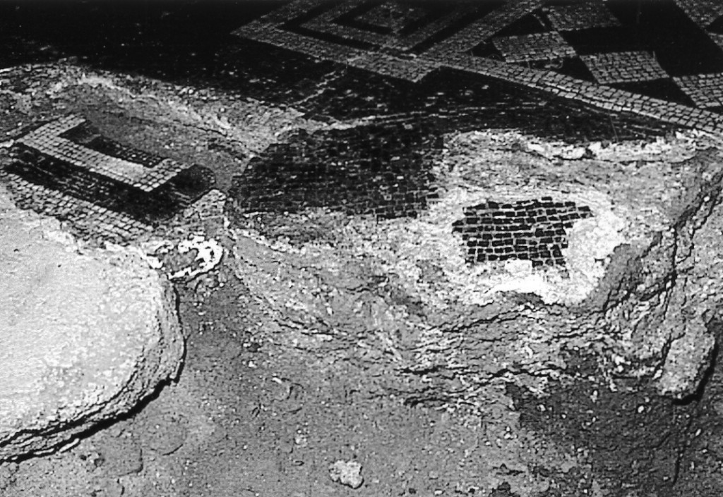 pavimento/ frammento - ambito romano (sec. I d.C)