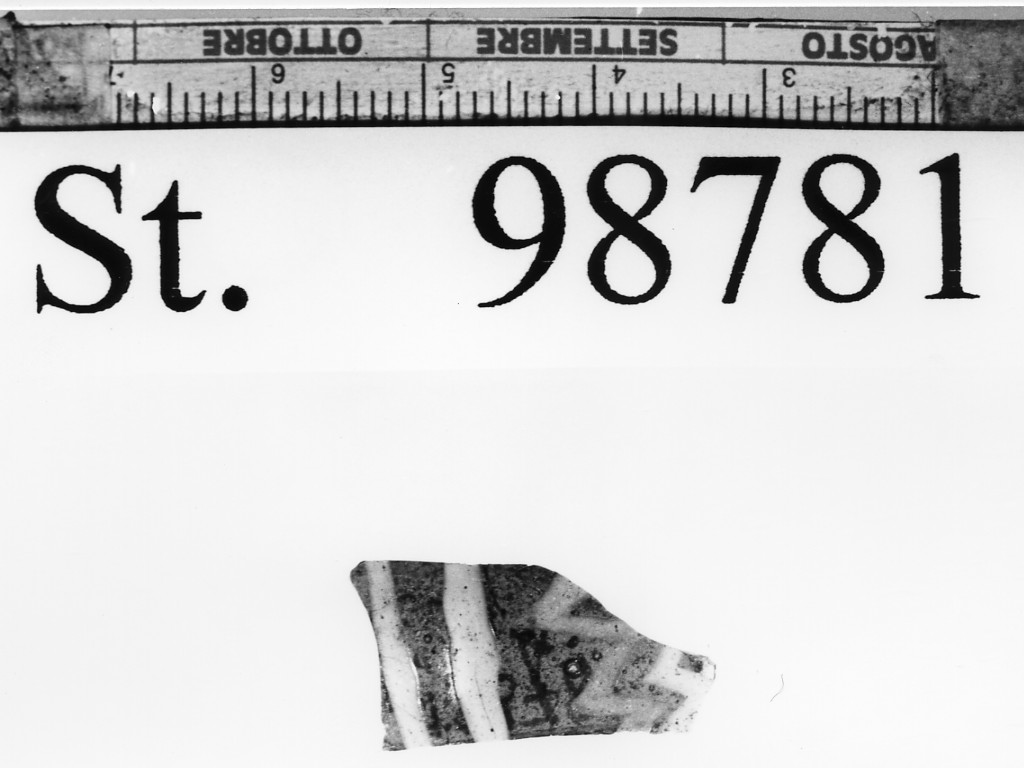 alabastron/ parete - produzione rodia (sec. V a.C)