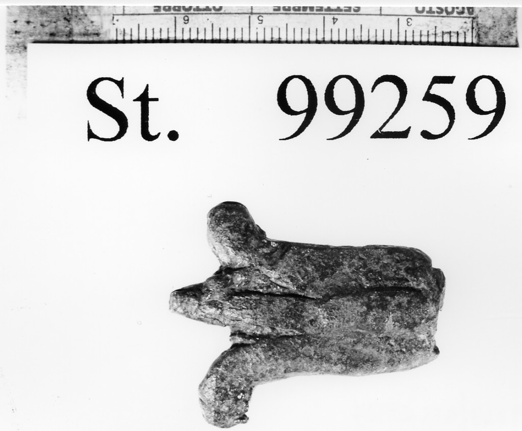 candelabro/ braccio - produzione etrusca (vulcente) (sec. V a.C)