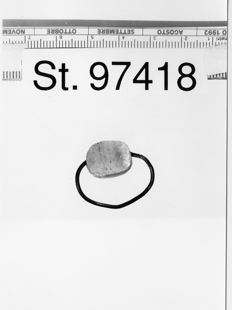 castone - produzione etrusco-padana (secc. V-IV a.C)