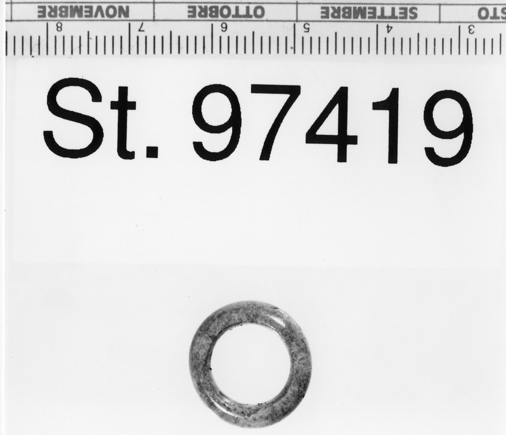 anello - produzione etrusco-padana (sec. V a.C)