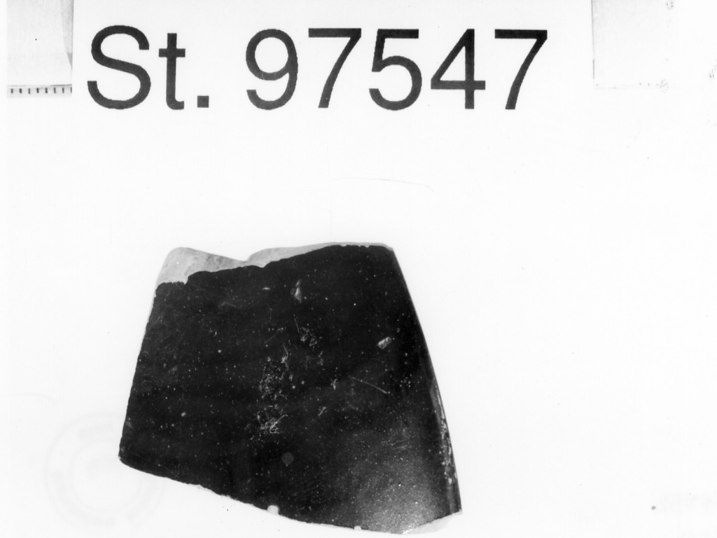 coppetta/ frammento, Lamboglia 1952, tipo 27 - produzione volterrana (sec. III a.C)