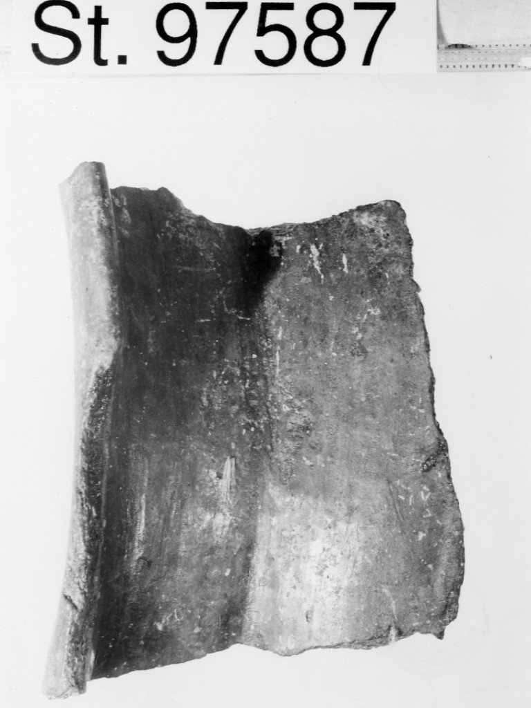 vaso/ forma parzialmente ricostruibile - ambito paleoveneto (sec. VII a.C)