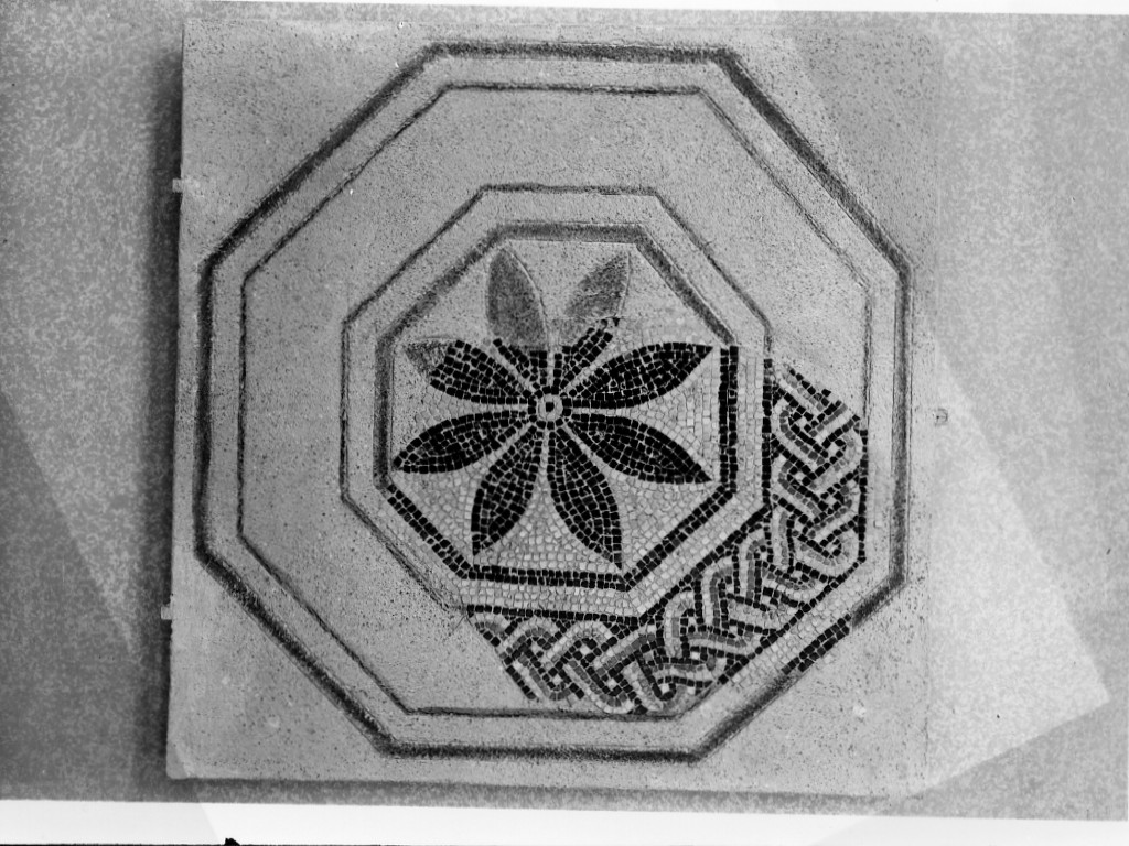 pavimento/ frammento - ambito romano (secc. I-II d.C)