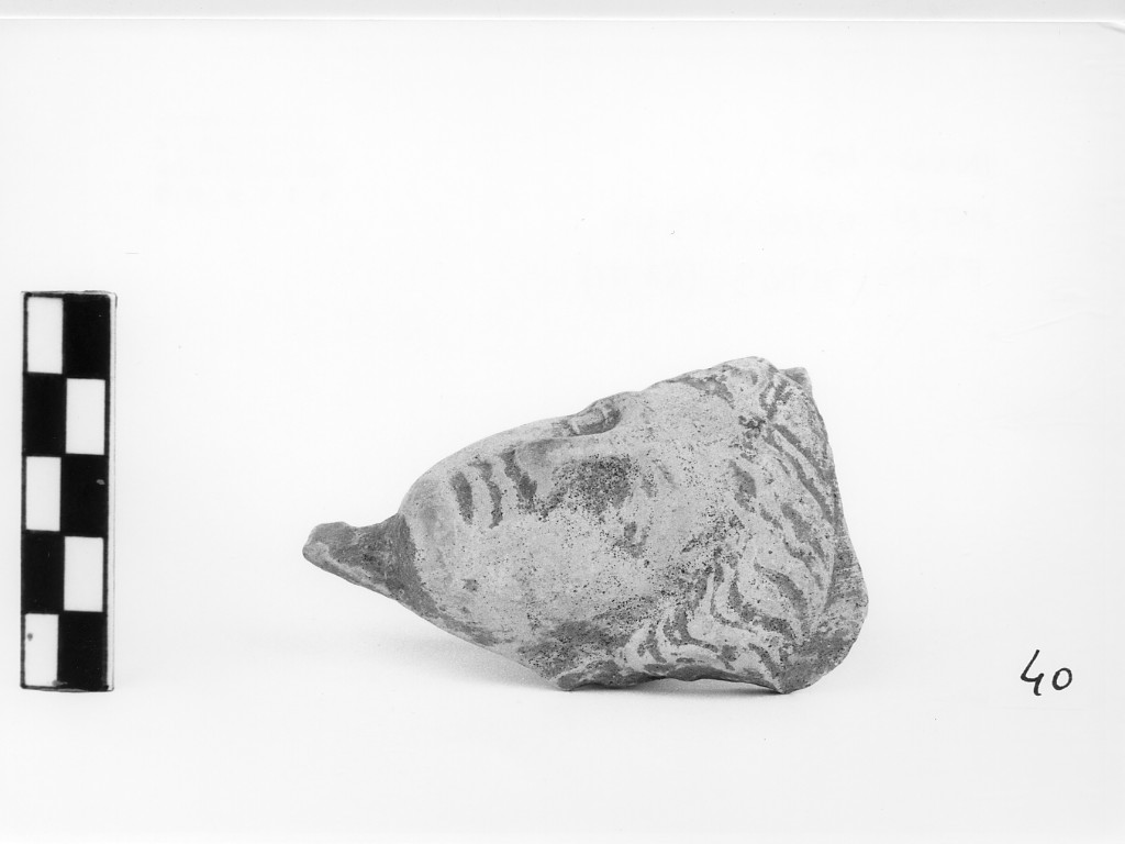 statua femminile/ testa - ambito magno greco e siceliota (fine/ inizio secc. IV-III a.C)
