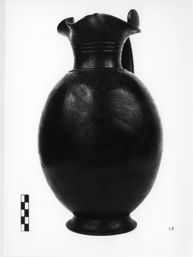 oinochoe a bocca trilobata - ambito etrusco (fine/ inizio secc. VII-VI a.C)