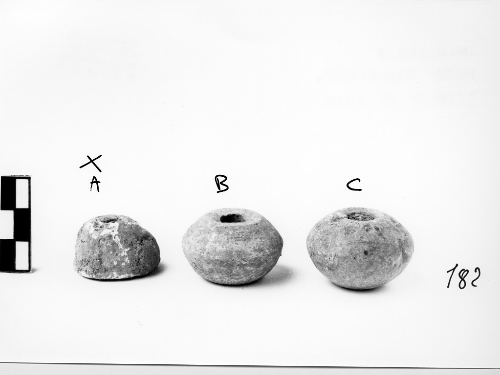 fuseruola troncoconica - ambito etrusco e magno-greco (fine/ inizio secc. VII-VI a.C)