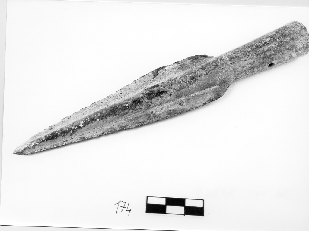 punta di lancia - ambito villanoviano (secc. VIII-VII a.C)
