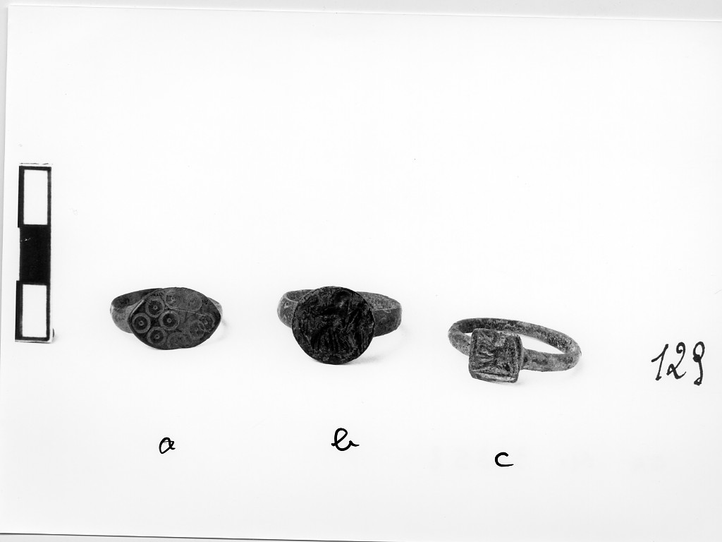 anello - ambito romano tardo (secc. III-IV d.C)