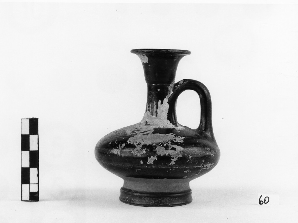 lekythos aryballica - produzione sicula (seconda metà sec. IV a.C)