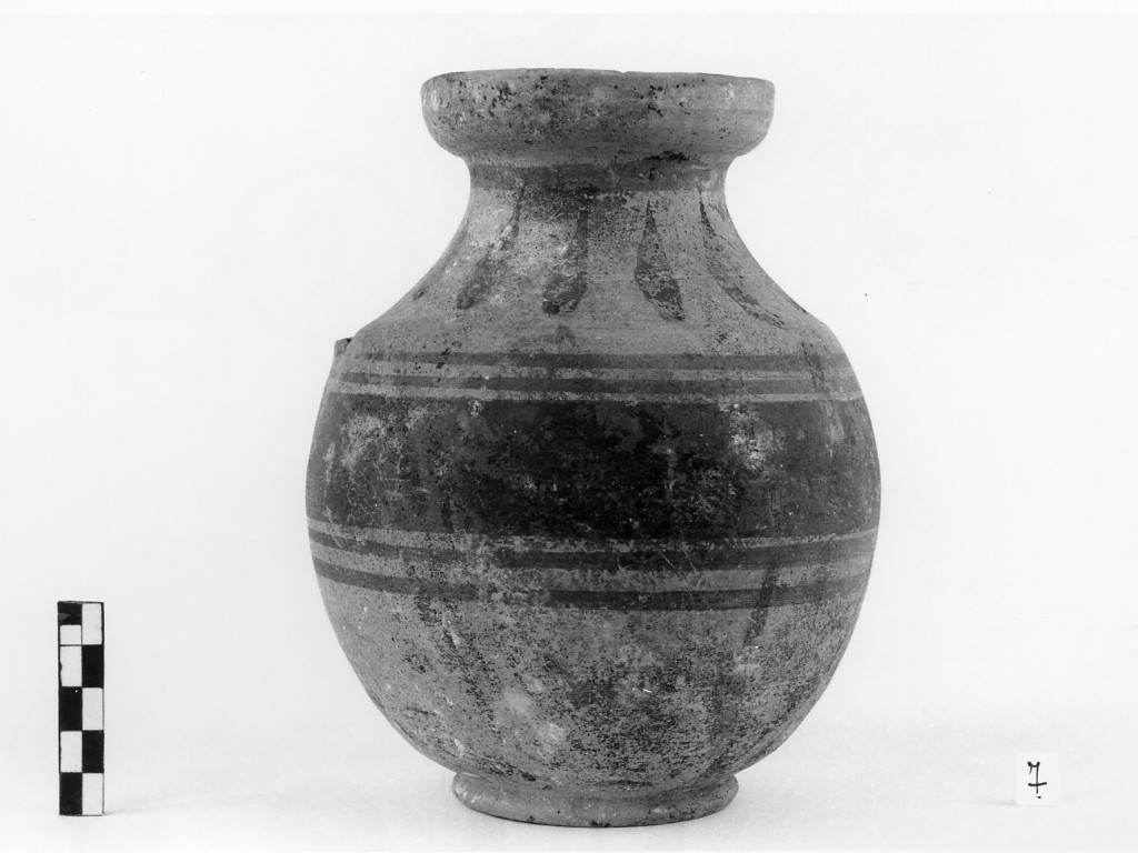 olpe - produzione apula (seconda metà sec. IV a.C)