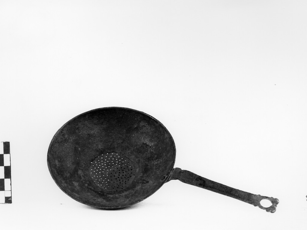 colino - produzione etrusca (sec. V a.C)