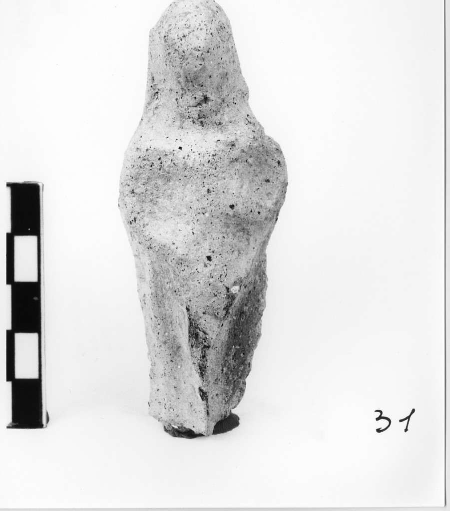 statuetta femminile - ambito magnogreco (metà/ fine secc. IV-III a.C)