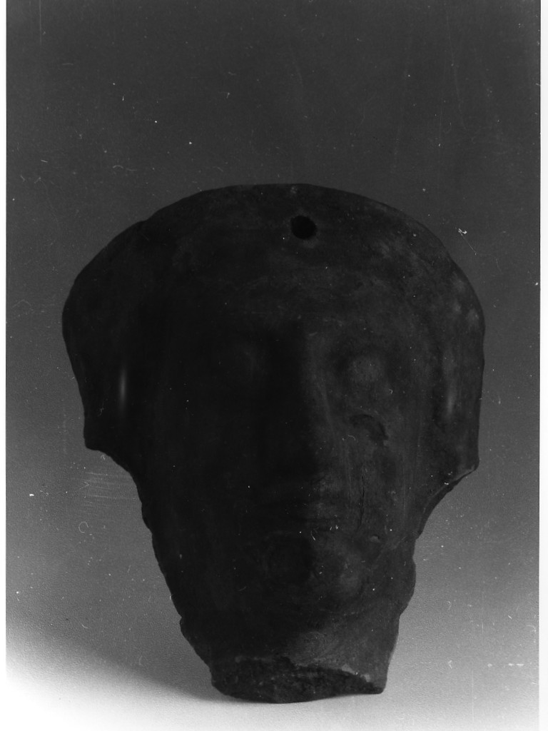 kore o dea (protome femminile) - ambito magno-greco e siceliota (seconda metà sec. VI a.C)